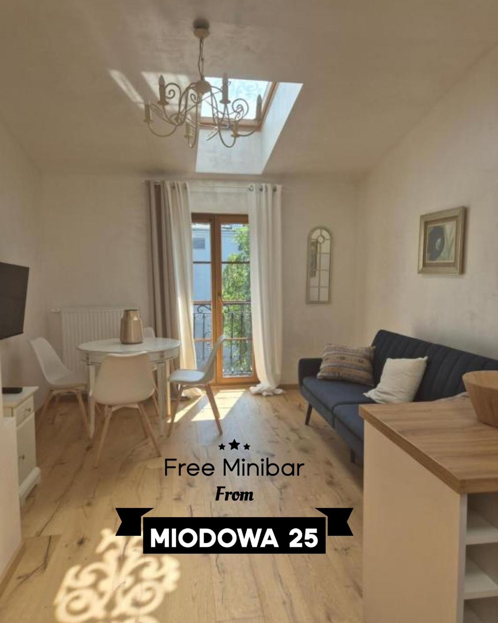 Aparthotel Miodowa 25 Krakow Exterior photo